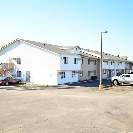 Luxury Inn & Suites Lincoln Exterior foto